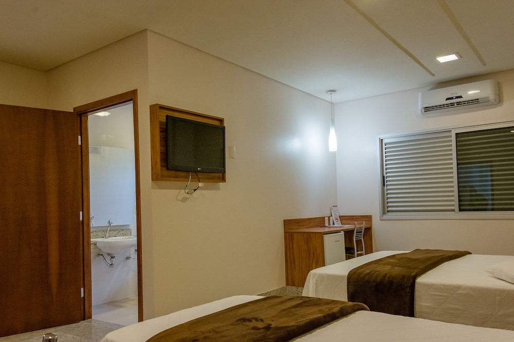 Luxury Double or Twin Room, Multiple Beds photo 3