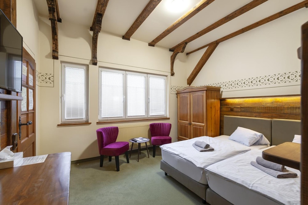 Double or Twin Room photo 2