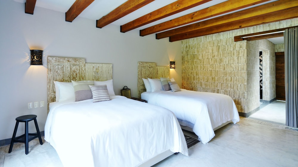 Premium Double Room, Patio, Garden View