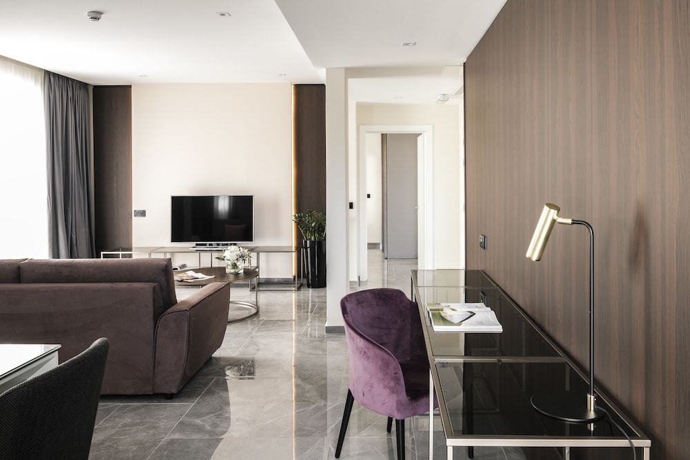 Penthouse photo 2