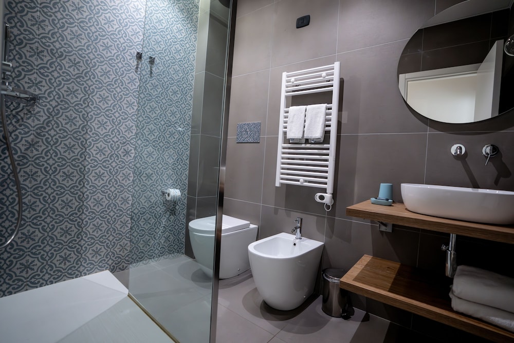 Family Suite, Balcony - Photo 11