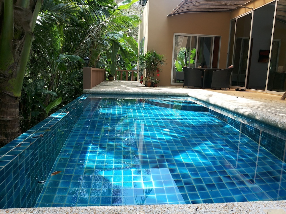 Family Villa, 4 Bedrooms, Garden View