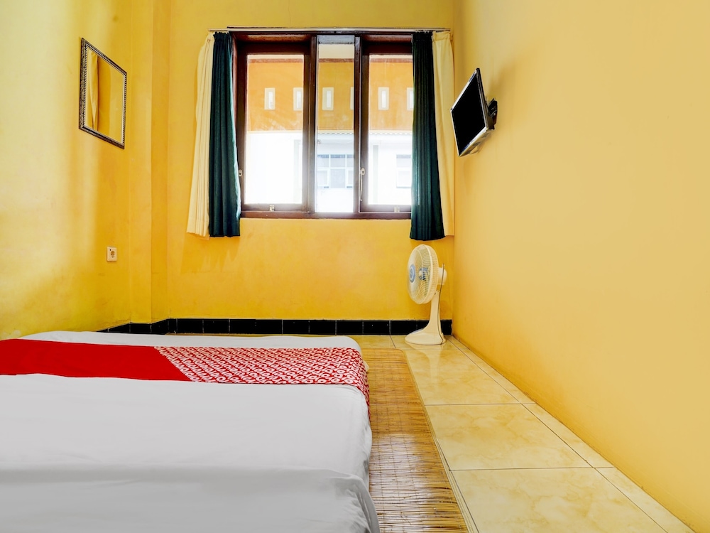 Economy Double Room - Photo 4