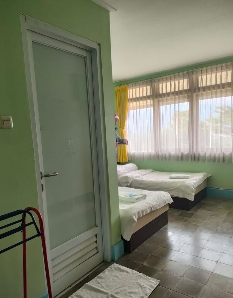 Standard Double or Twin Room photo 2