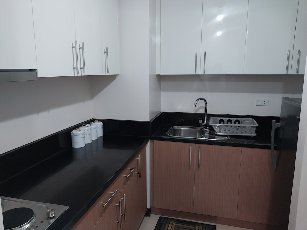Comfort Condo, 1 Bedroom, Kitchen, City View photo 2