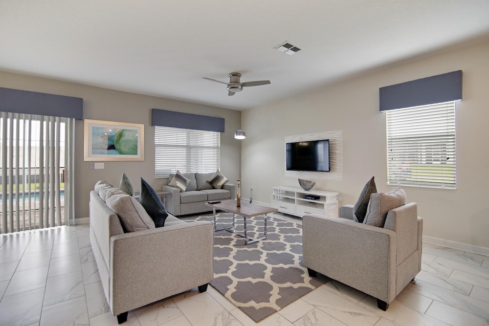 Villa, Multiple Beds (NON-RENTING (5/24/21) - 1533FD - The )