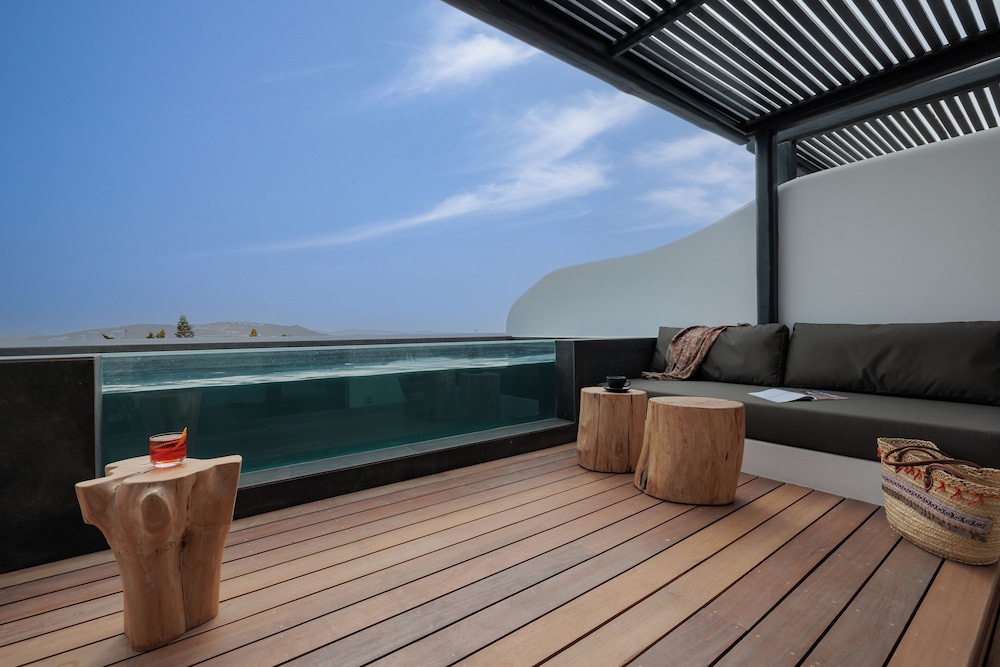 Superior Double Private Pool & Sea View - Photo 6