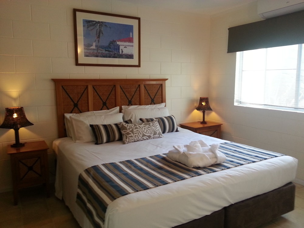 Value Plus One Bedroom Apartment (Guests 8 Years Old and Over Only)