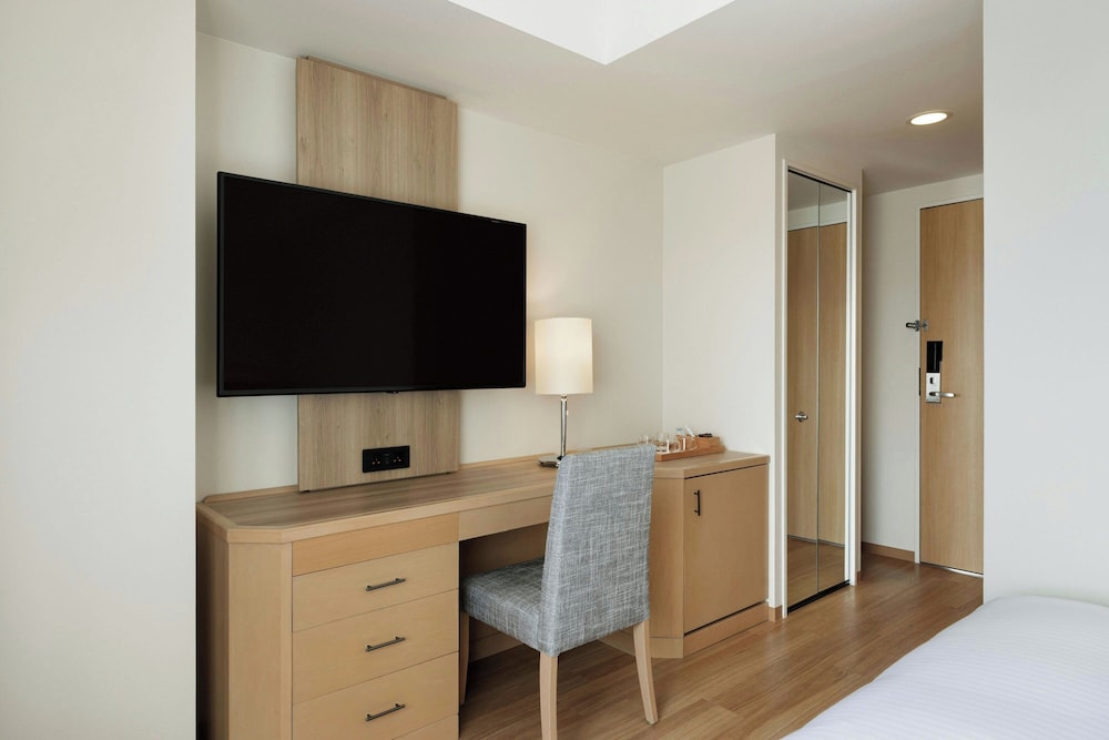 Room, 1 Double Bed - Photo 2