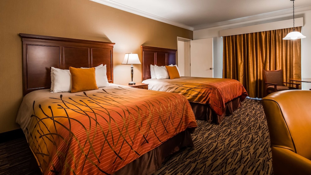 Suite, Multiple Beds photo 1