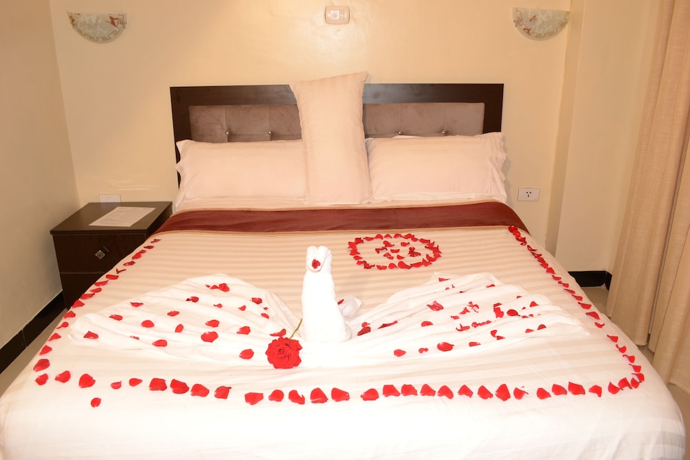 Economy Twin Room, 2 Bedrooms, City View, Lakeside photo 2