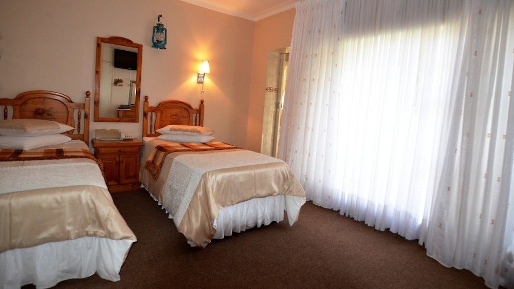 Standard Twin Room photo 1