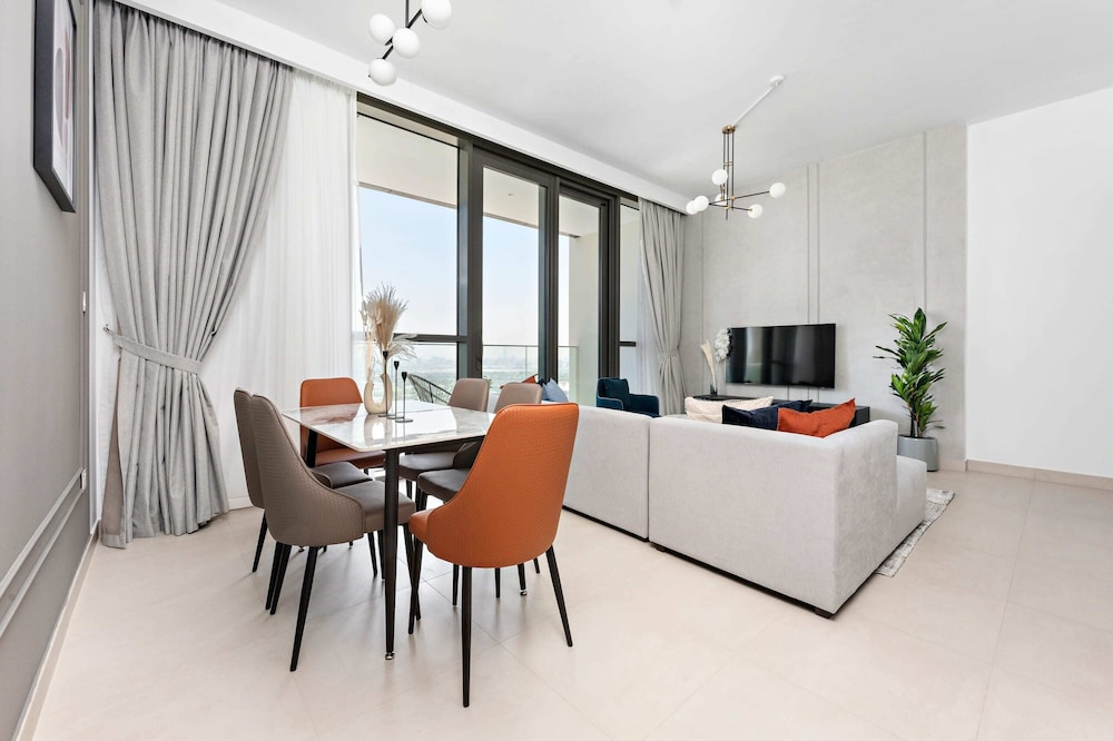 Apartment photo 1