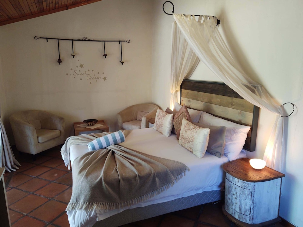 Standard Double Room, 1 Queen Bed, Patio, Garden View photo 1