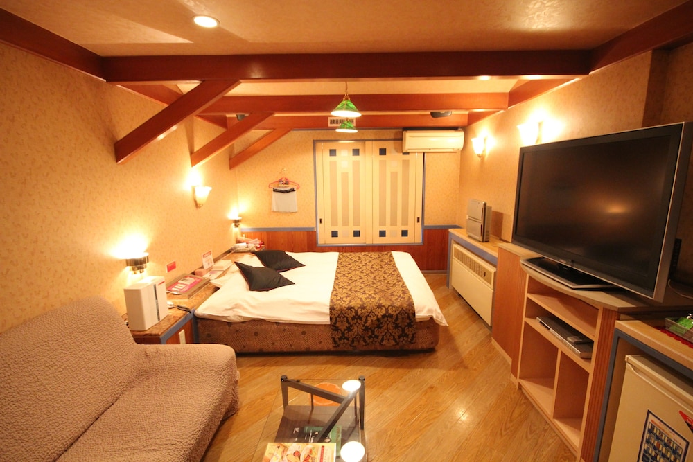 Standard Double Room, River View (Single Use)