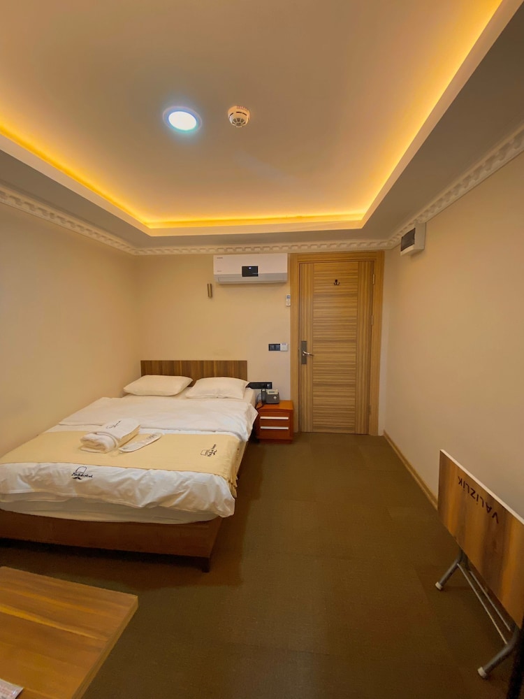 Economy Room photo 1