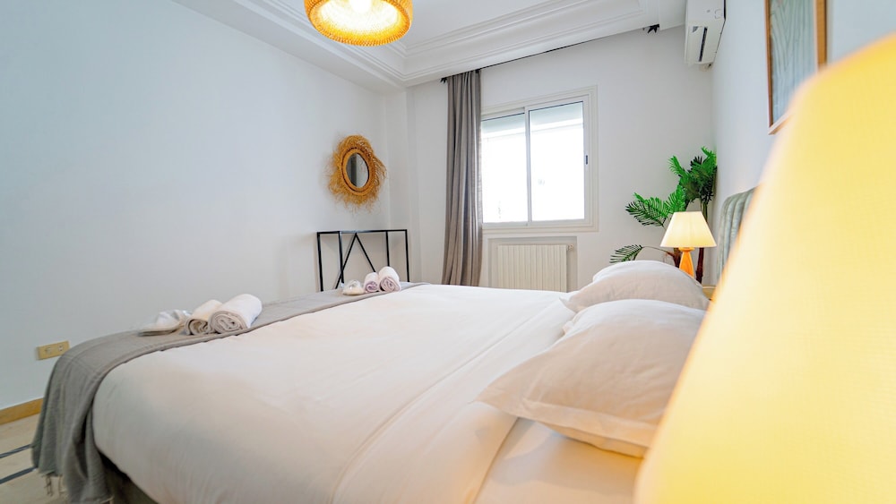 Premium Room, 4 Bedrooms, Garden View (Balcony)
