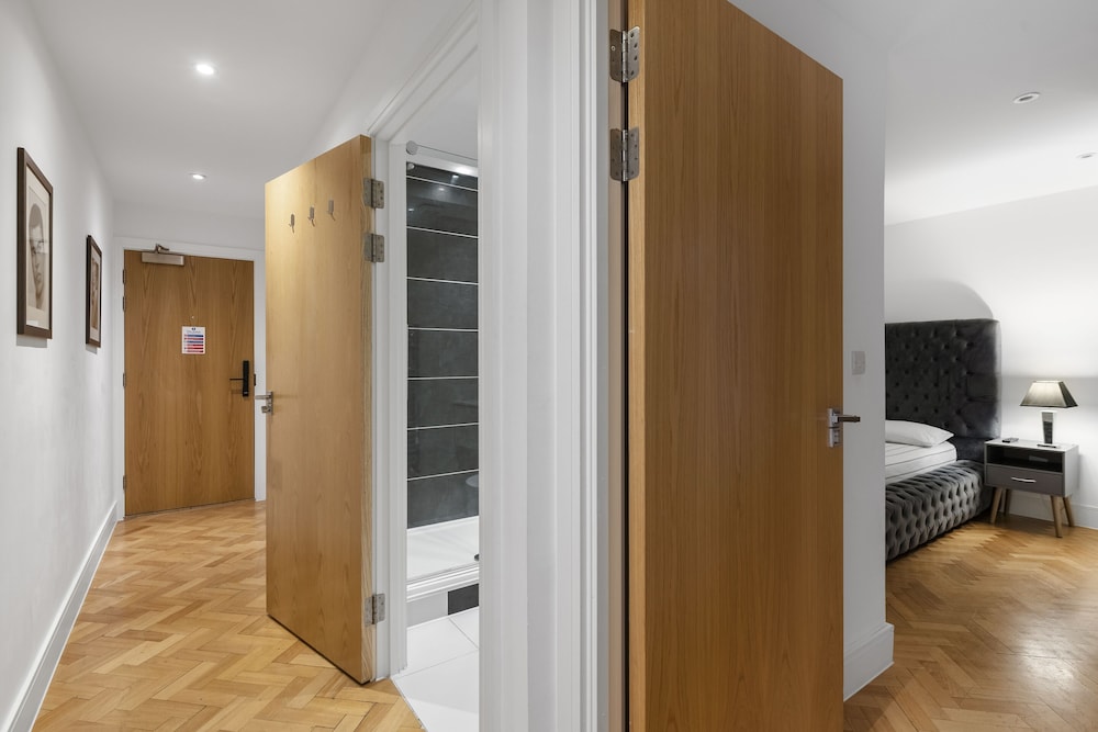 Parkway House, Foto 11