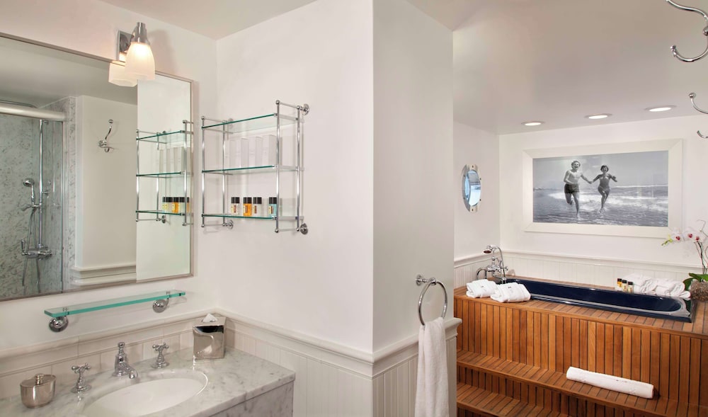 Suite, 2 Bedrooms, Balcony