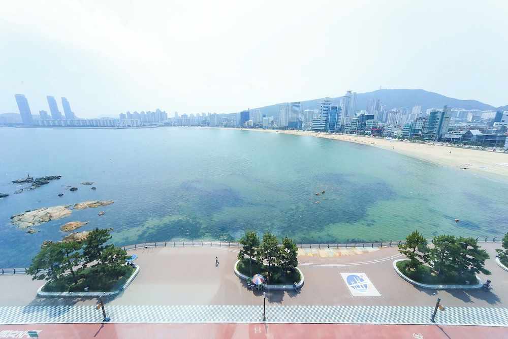 Deluxe Room, Sea View - Photo 4