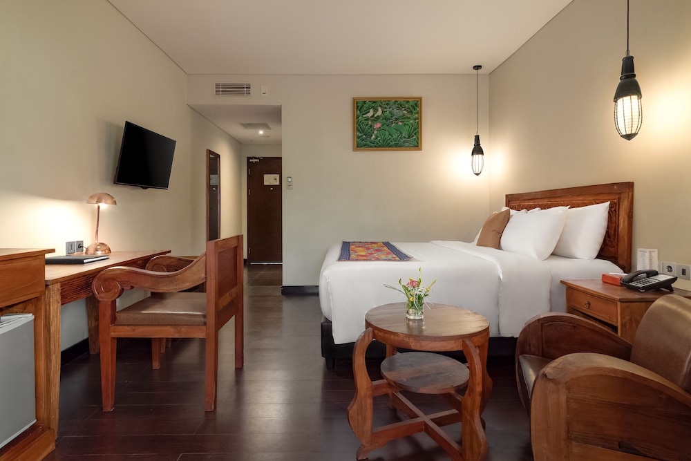 Deluxe Double Room with Bath Tub - Smoking