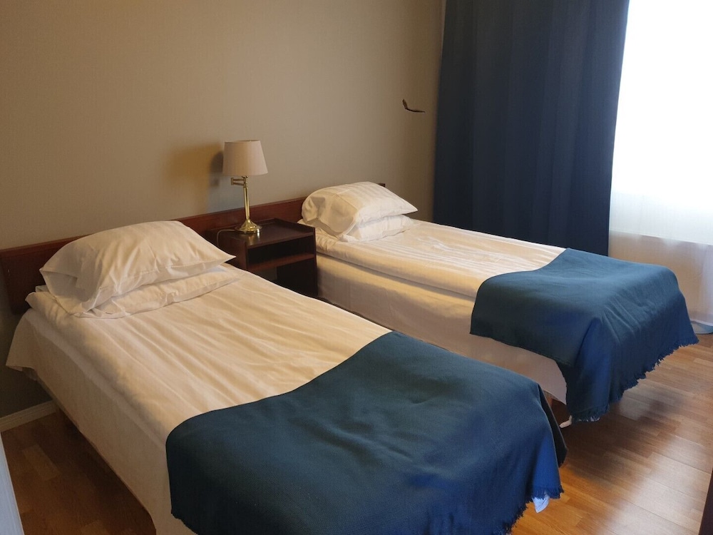Standard Twin Room, 2 Twin Beds, Private Bathroom photo 1