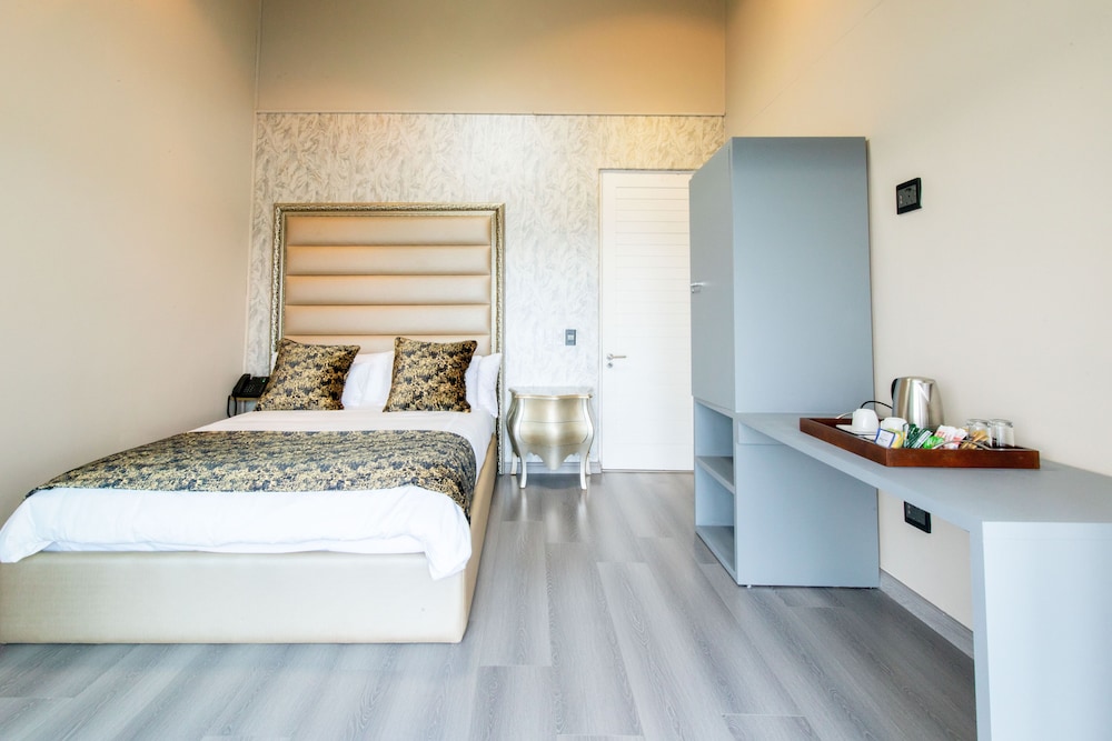 Executive Room photo 1