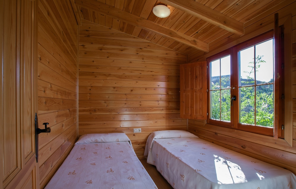 Superior Bungalow, 2 Bedrooms, Terrace, Mountain View (Madera) photo 3