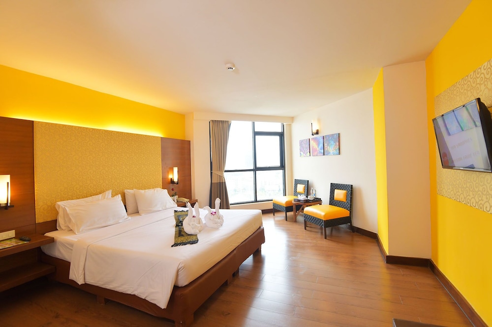 Deluxe Room - Photo 1