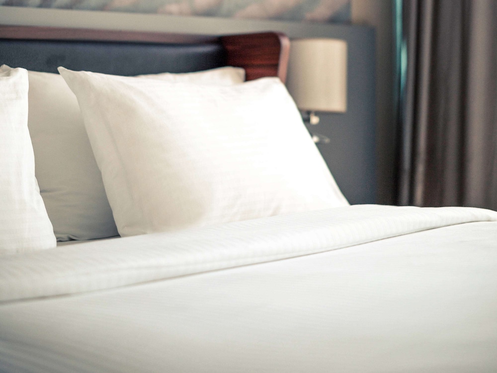Deluxe Room (1 Double Bed and 1 Twin Bed) photo 2