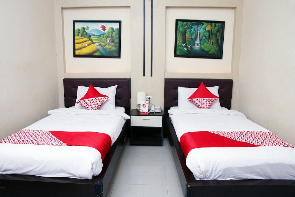 Deluxe Twin Room photo 3