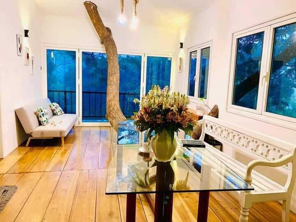 Dandubasnamanaya - Luxury Tree-Top House