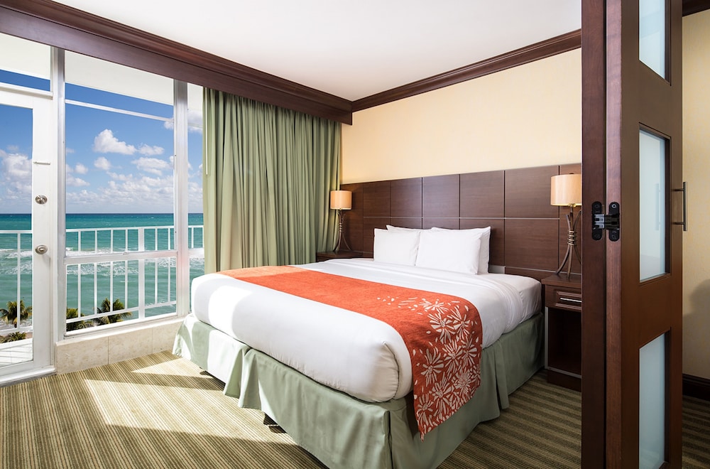 One Bedroom Suite Ocean View photo 2