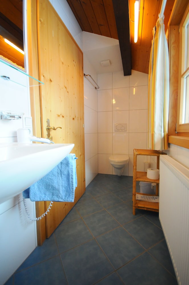 Classic Double Room, Mountain View (Schneerose  (No Cleaning Fee)) photo 2