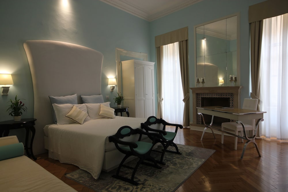 Deluxe Double Or Twin Room