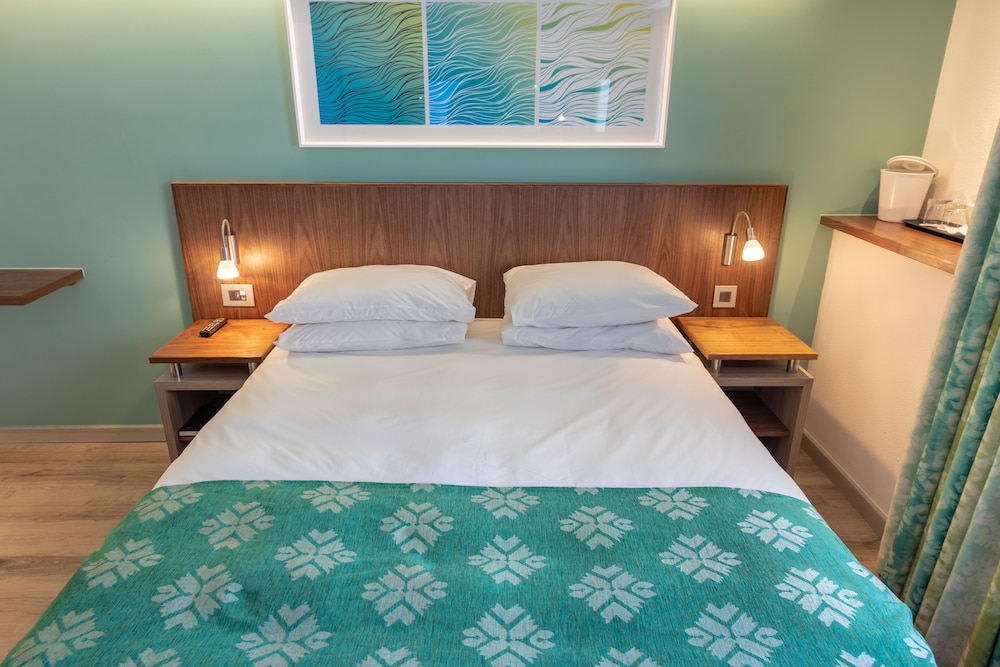 Double Room, Non Smoking photo 3