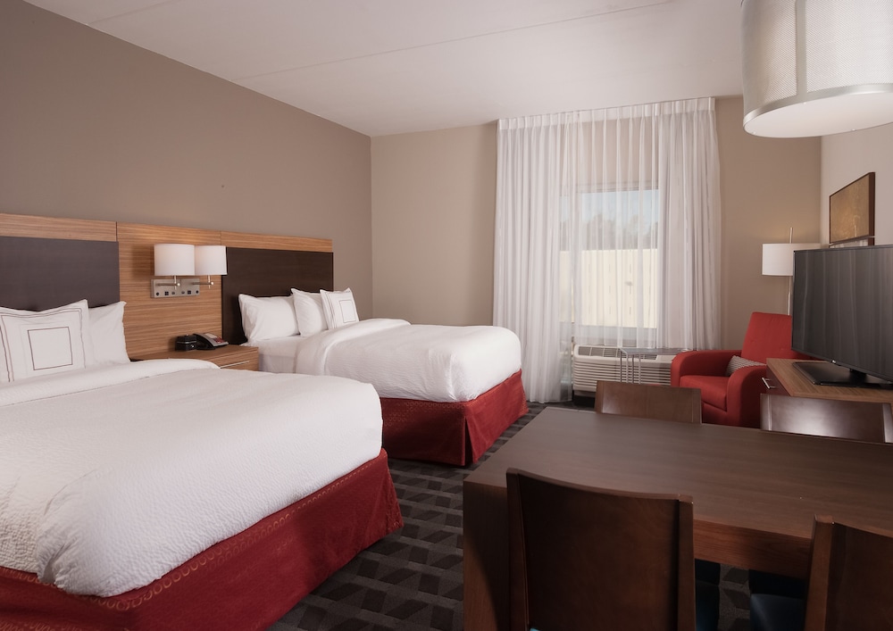 Studio, 2 Queen Beds (Mobility Accessible, Tub) photo 2