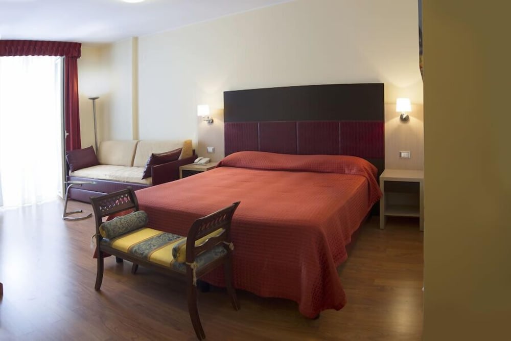 Triple Room photo 3