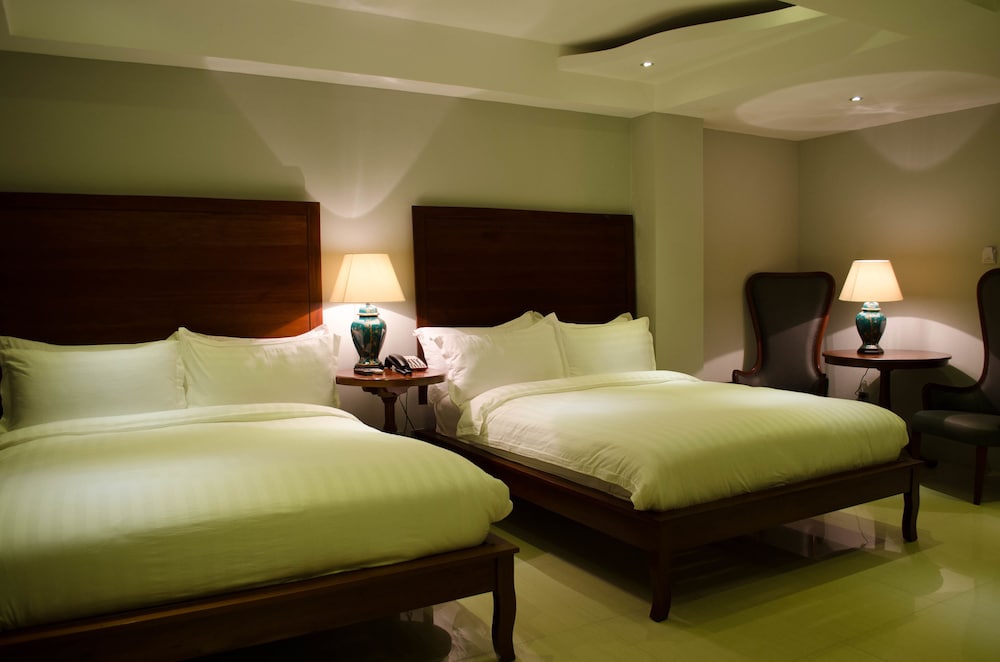 Regal Family Suite photo 2