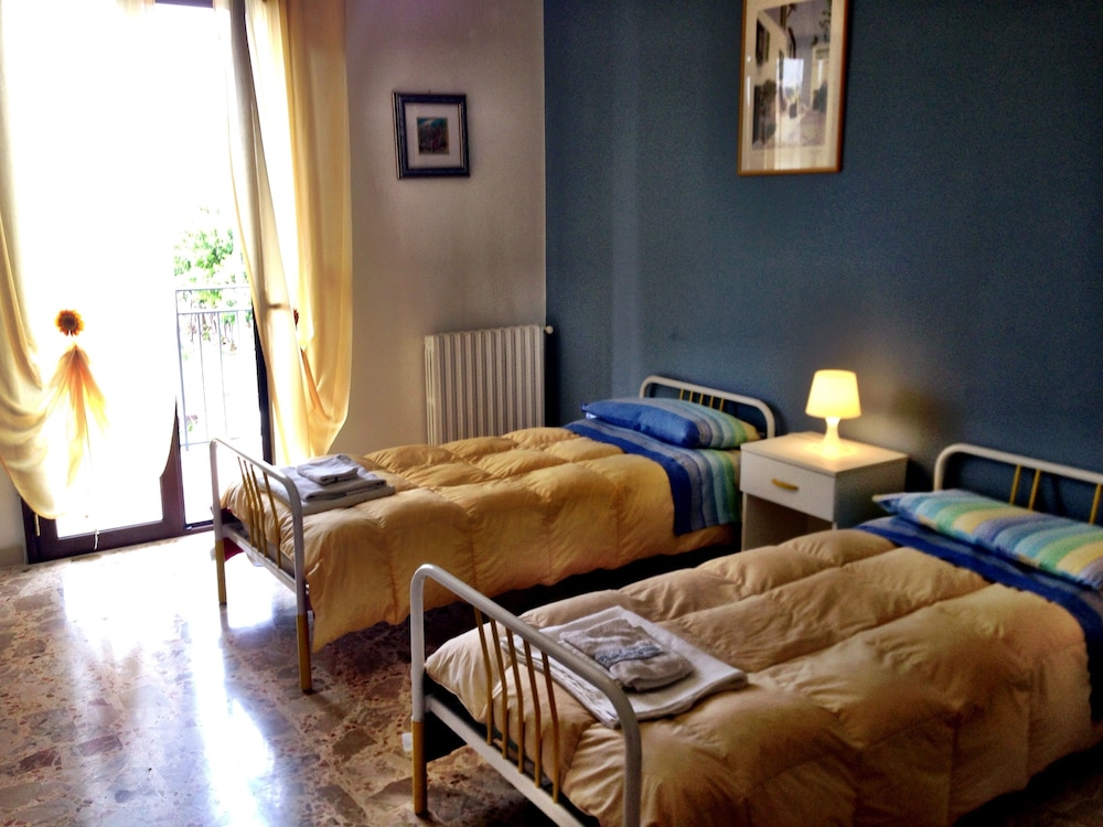Triple Room, Shared Bathroom