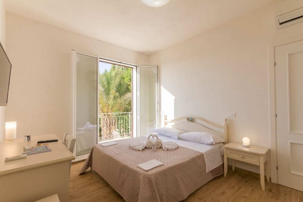 Panoramic Room, Balcony, Sea View