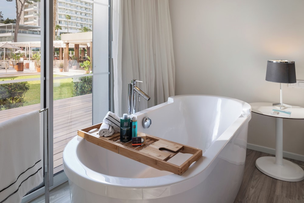 Suite, Terrace, Sea View (The Level Solarium) thumbnail 5