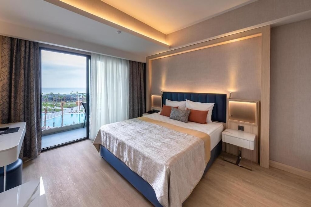 Superior Room, Garden View photo 3
