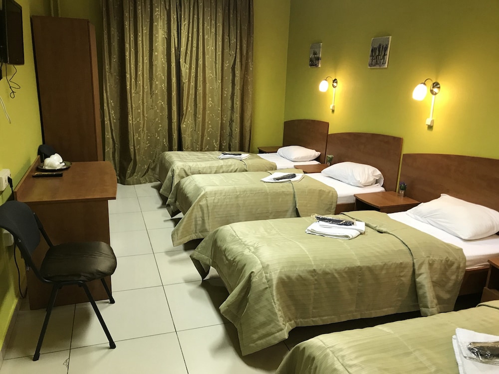 Standard Quadruple Room, Private Bathroom
