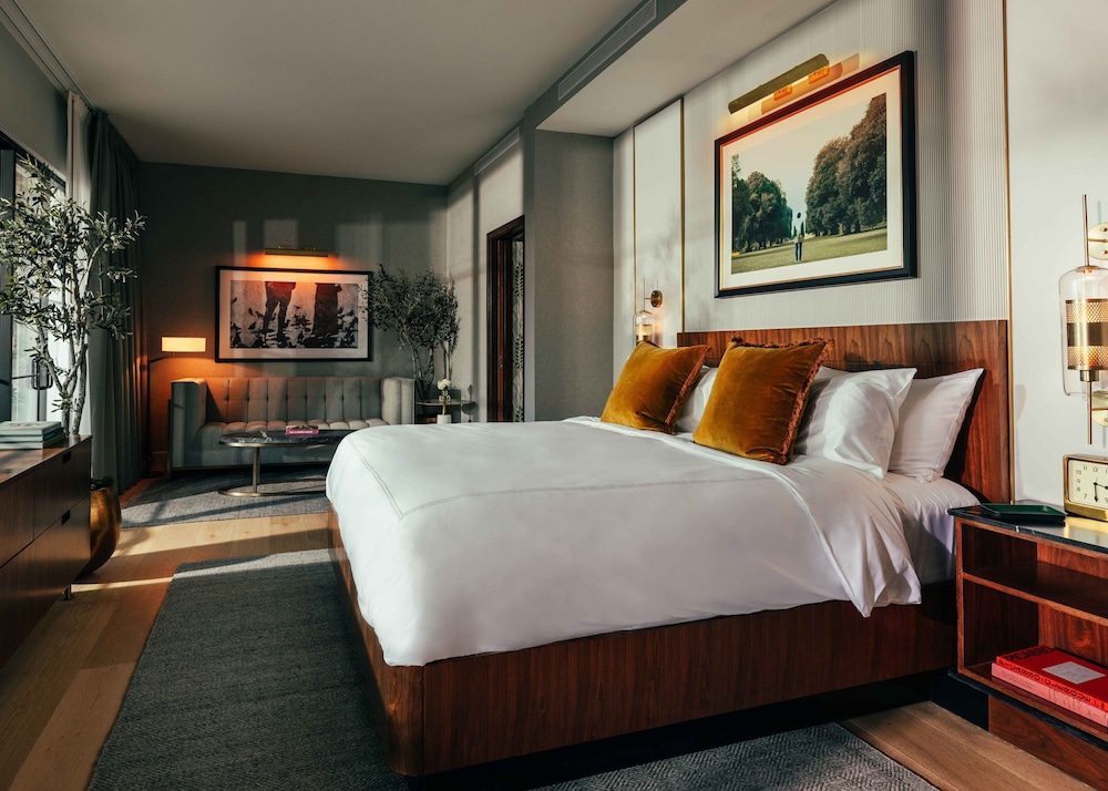 Suite, Accessible, Terrace (Camelback)