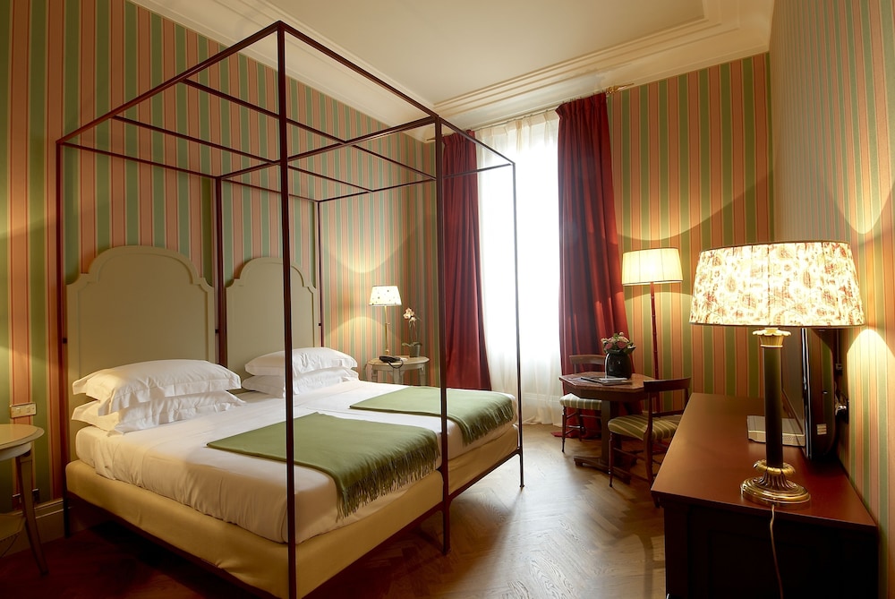 Deluxe Double or Twin Room, City View - Photo 1