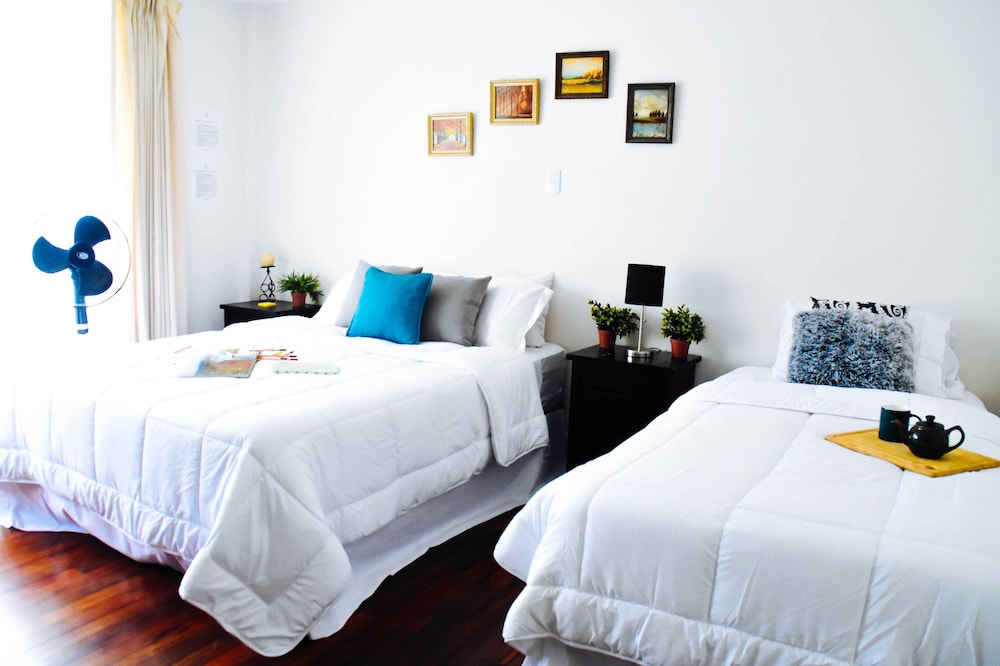 Comfort Triple Room, Shared Bathroom photo 2