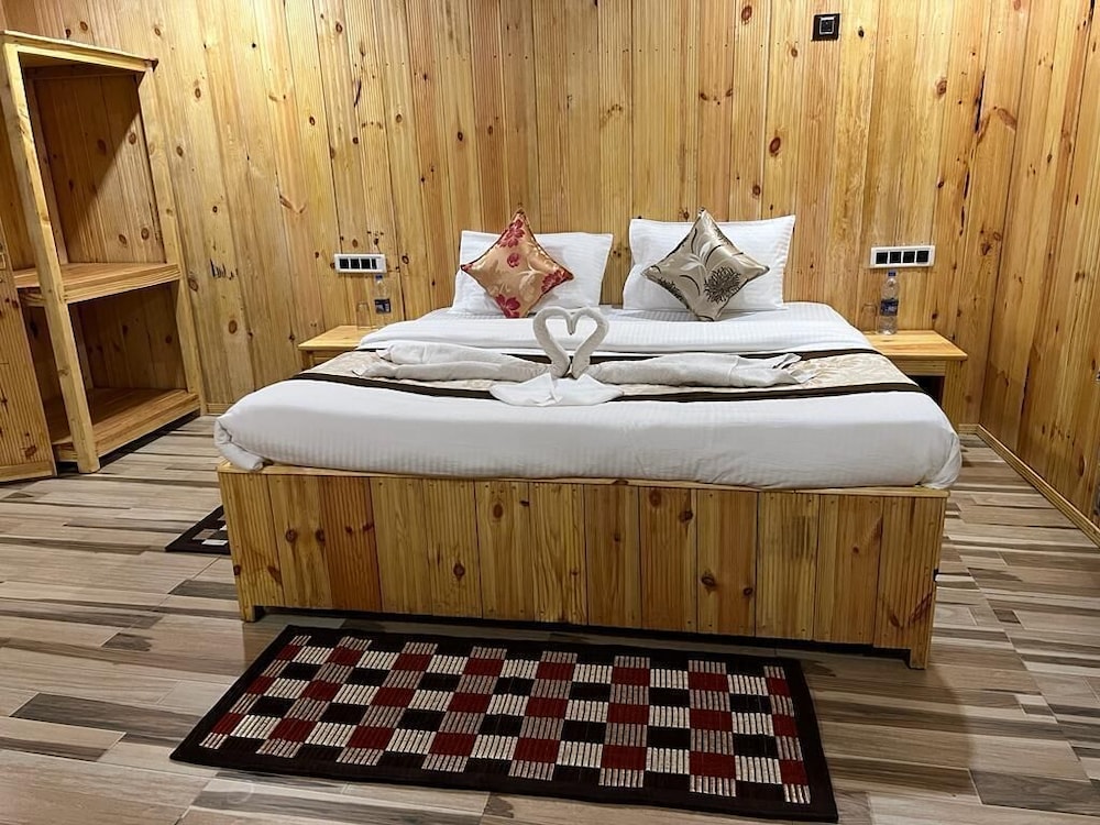 Luxury Room, Balcony, Garden View photo 1