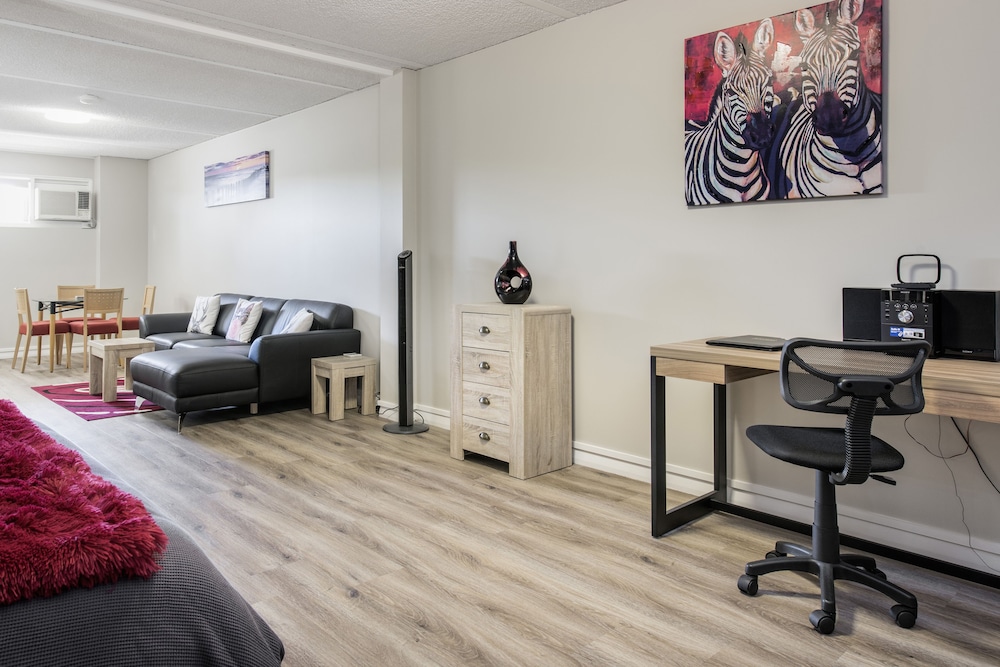 Studio Apartment photo 3