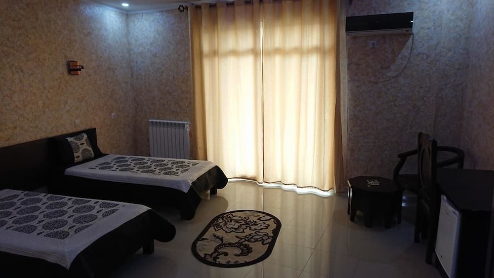 Twin Room, 2 Twin Beds photo 3